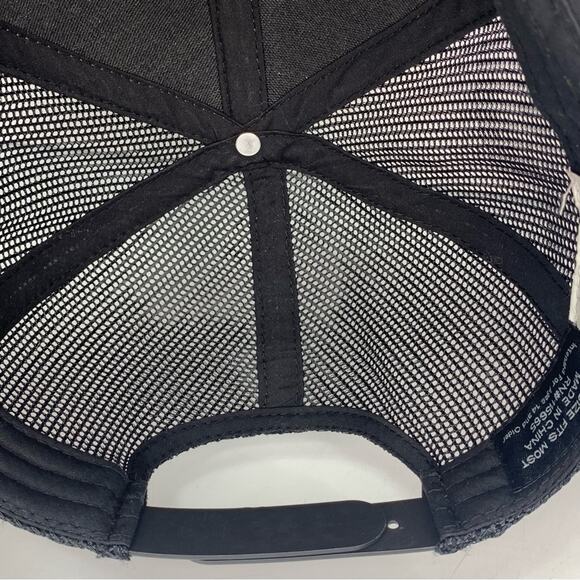 Yellowstone Dutton Ranch Trucker Adjustable Snapback Mesh-Back  Camo Hat - Picture 9 of 12